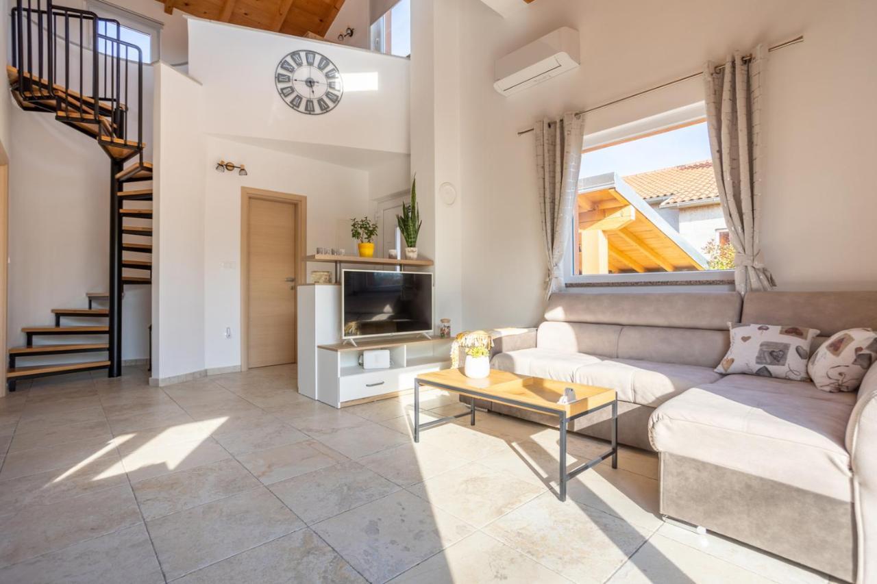 Holiday House Toici Nenadici  Dış mekan fotoğraf